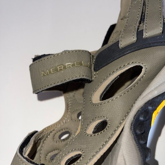 Merrell men\'s performance footwear -sandals. Size 13.